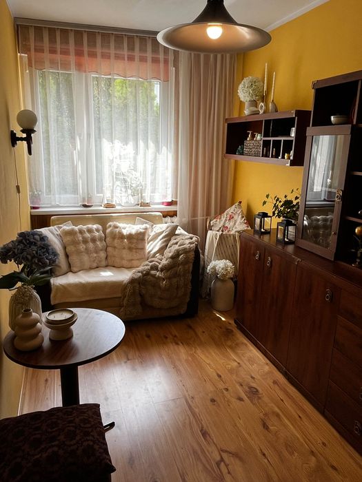 3 pok. mieszkanie, os. Różane, balkon, wysoki parter