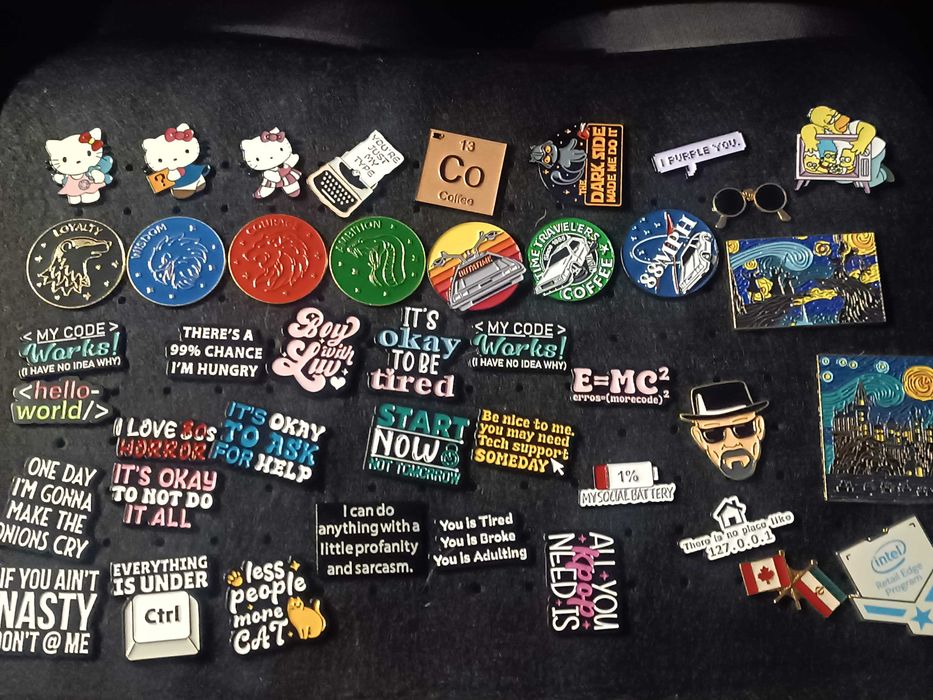 Zestaw 41 metalowych przypinek Metalowe przypinki DARMOWA DOSTAWA