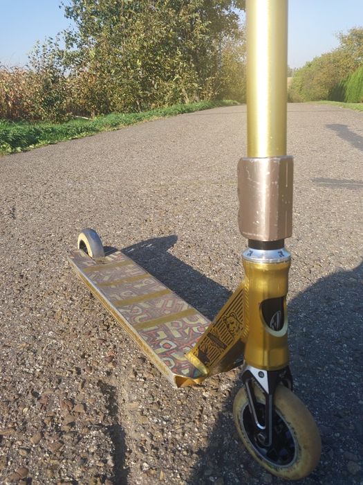 Hulajnoga wyczynową custome