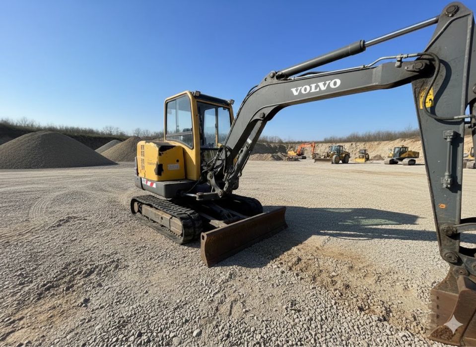 Volvo EC35 mini koparka/ zamienie