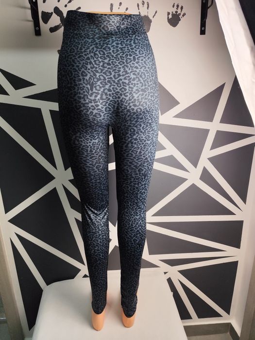 NOWE Damskie spodnie legginsy panterka rozmiar M