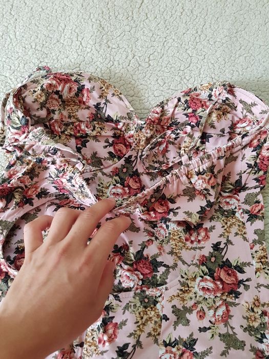 Платье с цветами