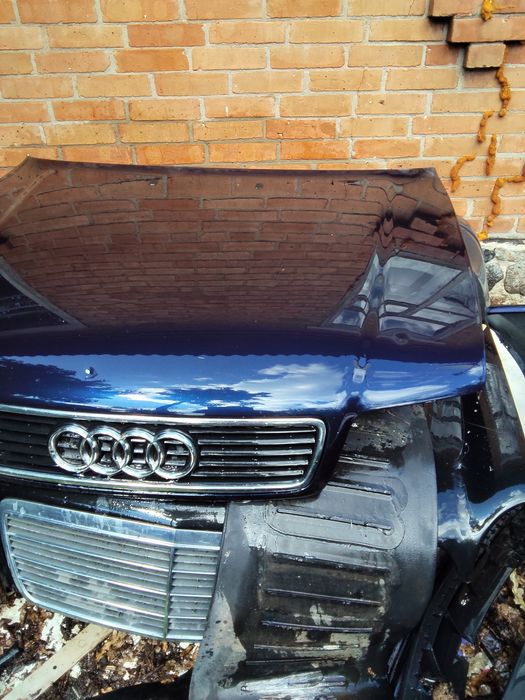 Капот audi a6 c6 Ауді з решеткой и петлями