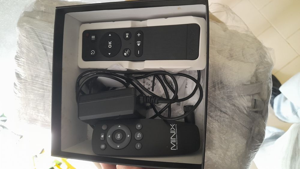 MINIX NEO X8-H Android