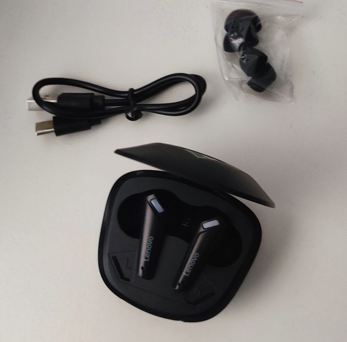 Auriculares LENOVO XT85II