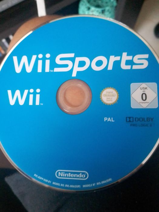 Unlocked Wii + Game64550377670403122