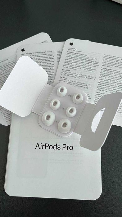 Навушники AirPods PRO 2 Lightning