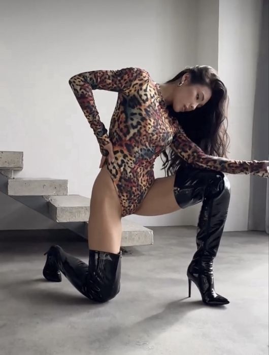 Боди комбидресс комбинезон Anna Loskor  новый лео тренд