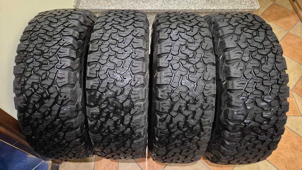 Opony 4 szt. BFGoodrich All Terrain T/A KO2 255/75 R17