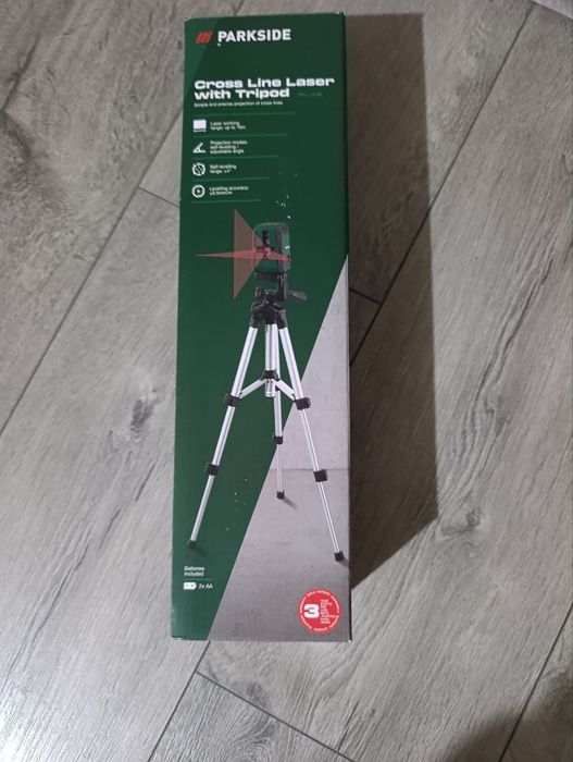 Лазерний рівень Parkside Cross Line Laser з триногою