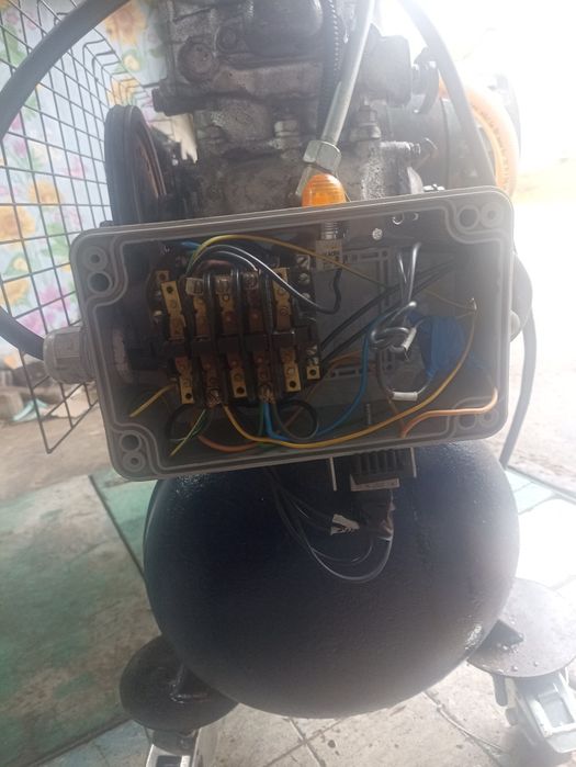 Компрессор воздушный 220 в.