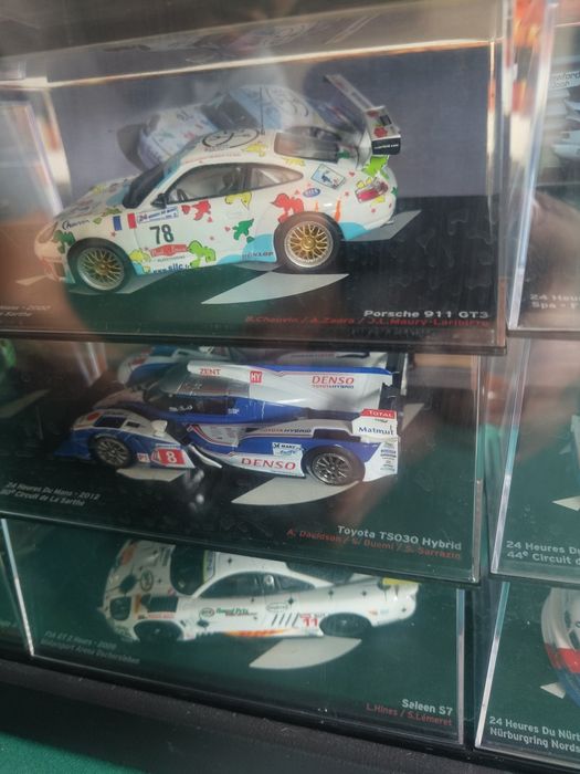 Vendo miniaturas 1:43 coleção velocidade e resistência 24 horas Le Man