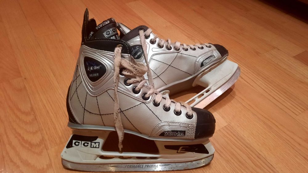 Łyżwy CCM roz. 39