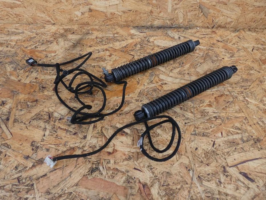 BMW F01 / F02 /F04 ORYGINALNY Elektryczny siłownik klapy bagażnika OEM