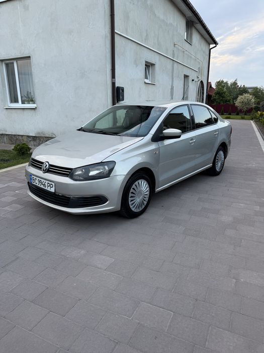 Volkswagen Polo.2012 рік 1.6 газ-бензин