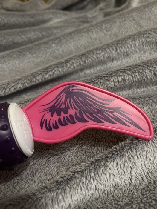 Nerf Rebelle. Рожеві літаючі крила Hasbro (McDonald’s 2015) 20x4,5 см