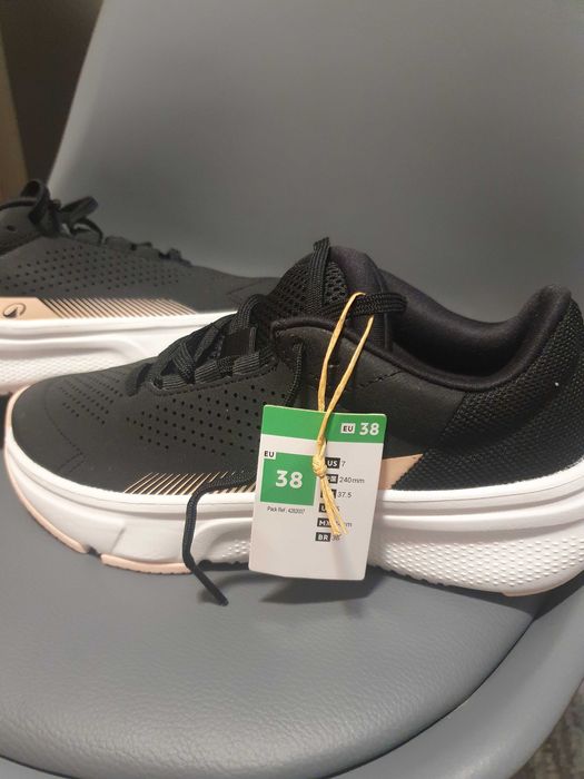nowe buty sportowe damskie
