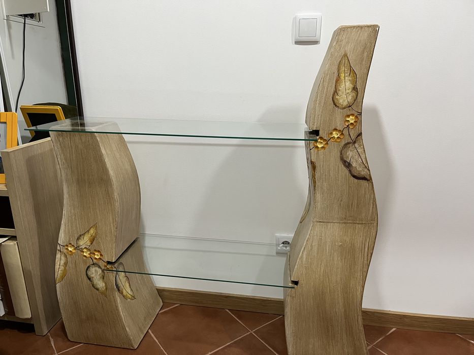 Móvel para Hall de entrada com prateleiras em vidro