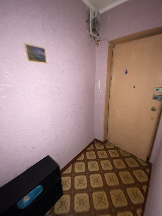 Продаю трехкомнатную квартиру на Севгоке!