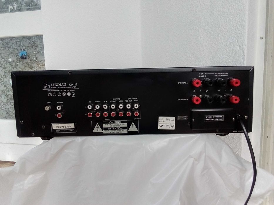 LUXMAN LV112 Amplificador excelente estado