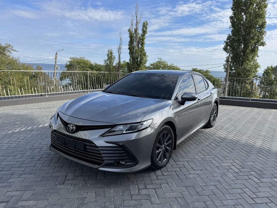 Toyota Camry 70 2021 бензин 2.5