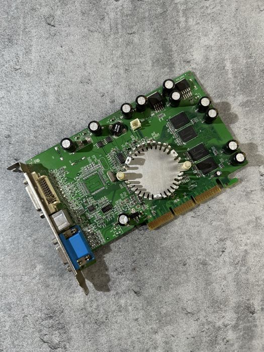 Retro karta graficzna INNO3D 256 MB Nvidia geforce 6200 AGP retropc