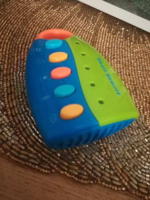 Pilot samochodowy dla niemowlaka. Okazja.