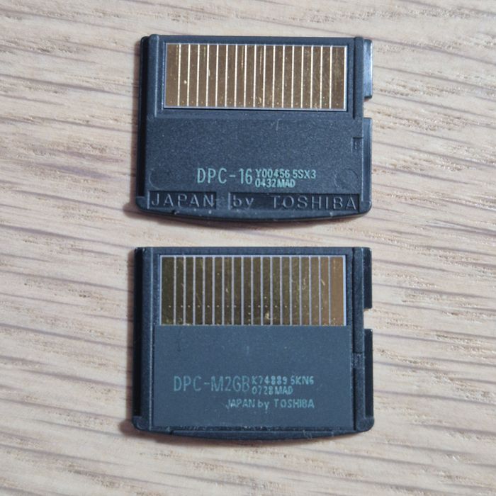 Fujifilm xD Picture Card 16MB e 2GB