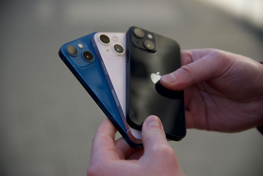 Used iPhone 13 mini 128gb Black/Pink/Blue