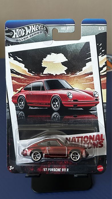 Hot Wheels 67 PORSCHE 911 R (Chase)