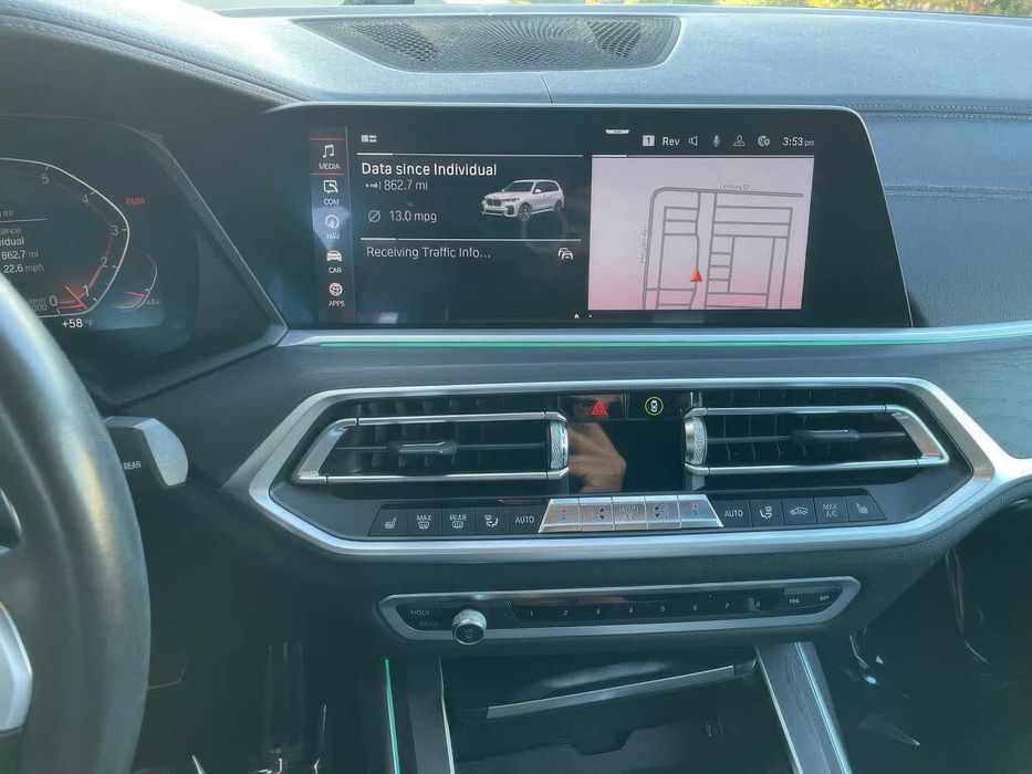 BMW X7 xDrive50i      2019