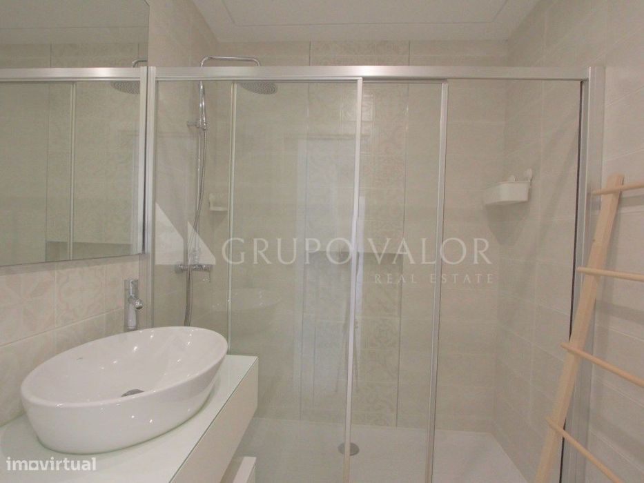 Apartamento T2 com parqueamento, Costa da Caparica