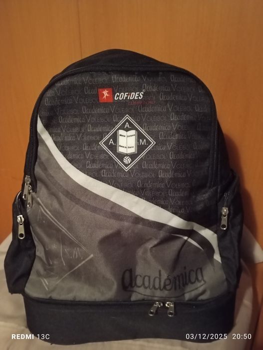Mochila de voleibol académica