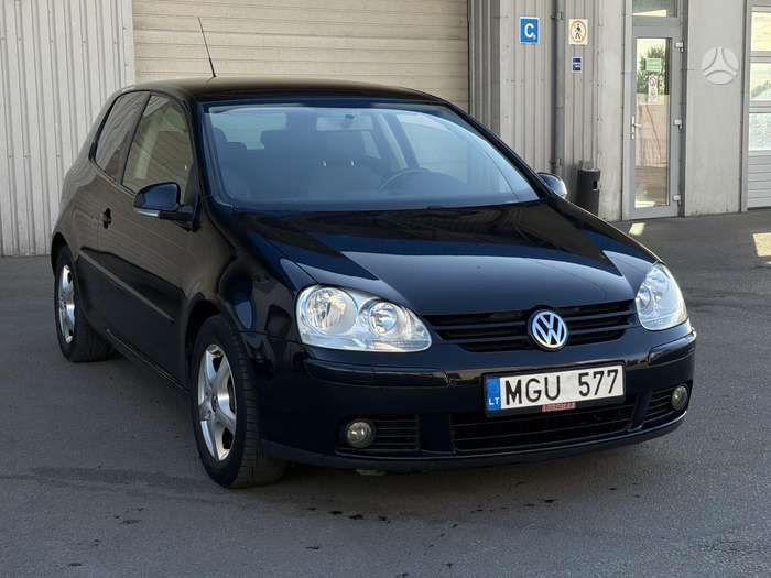 Volkswagen Golf V 1.9 TDI 2006 року