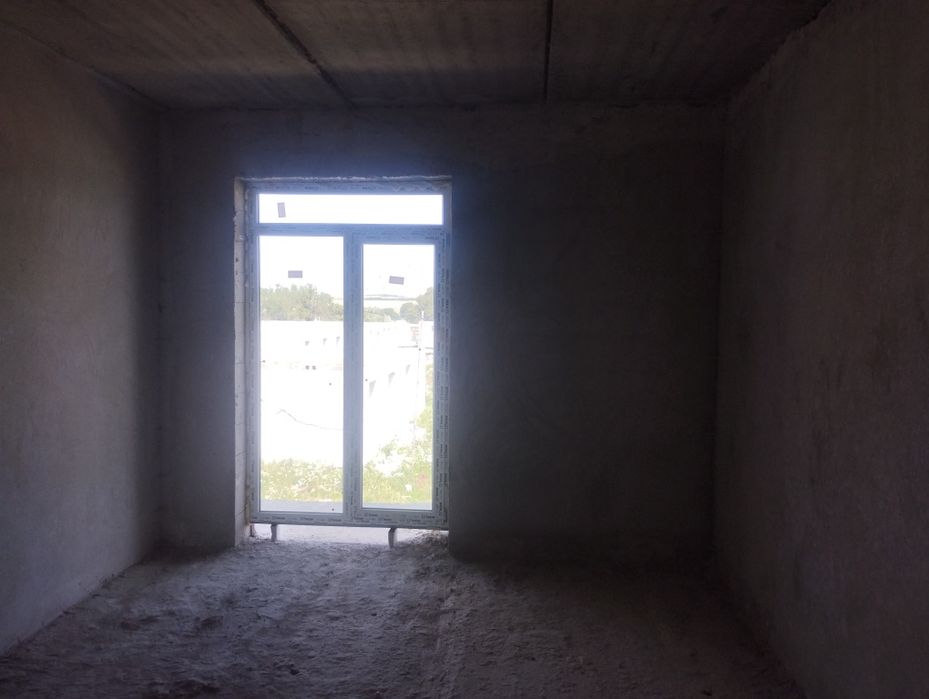 2 кімнатна квартира з мансардою готова до ремонту