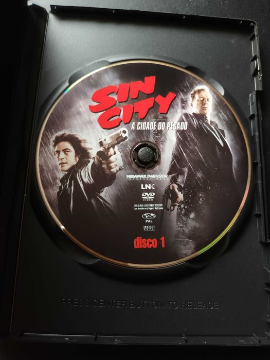 Sin City - A Cidade do Pecado (2005)