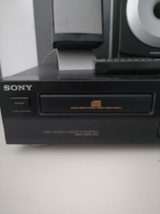 Leitor de CD + sistema de som