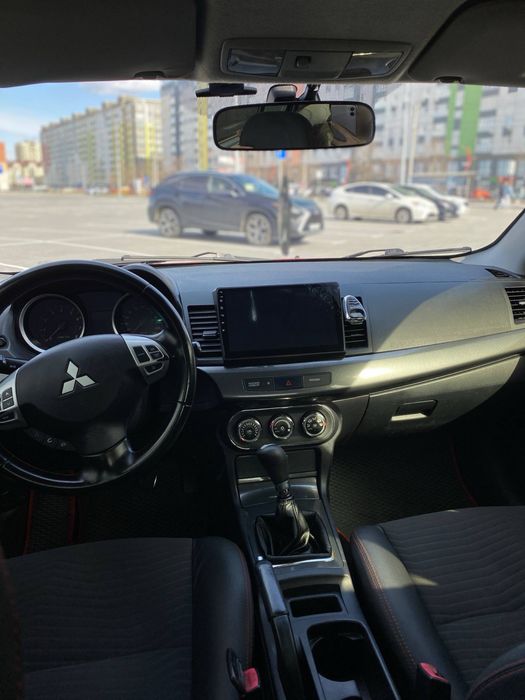 Продам Mitsubishi Lancer 10
