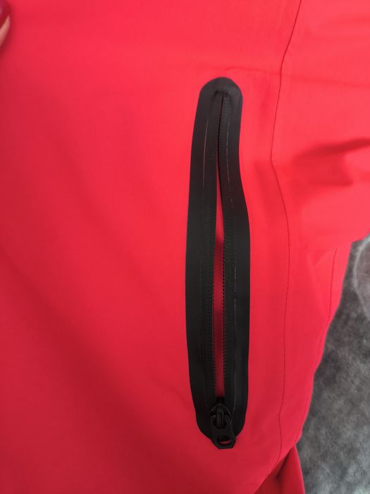 Вітрова - дощовик Next ідеальний стан