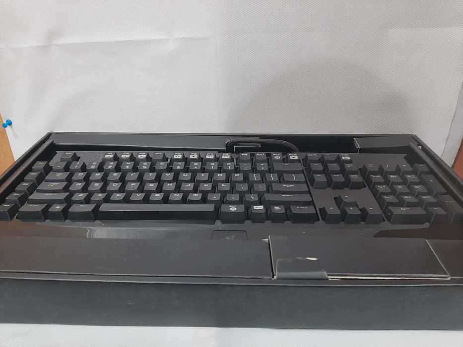 Klawiatura gamingowa Razer Black Window Ultimate