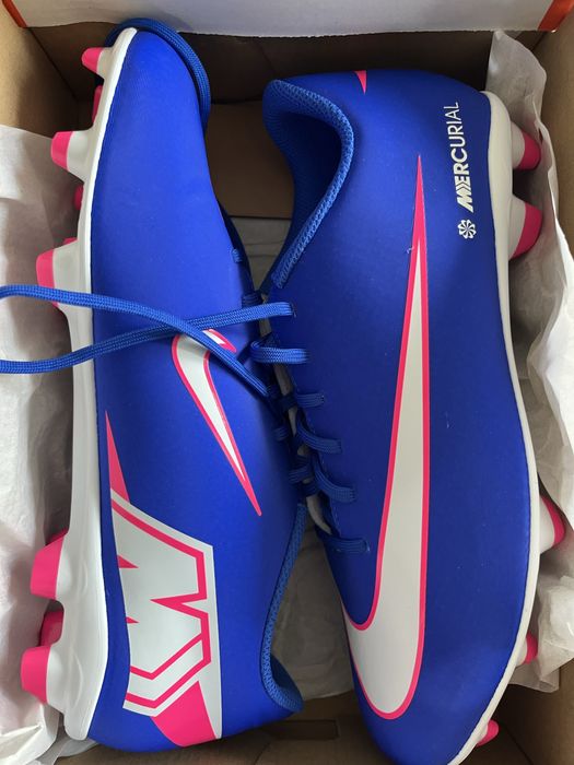 Chuteiras Nike mercurial