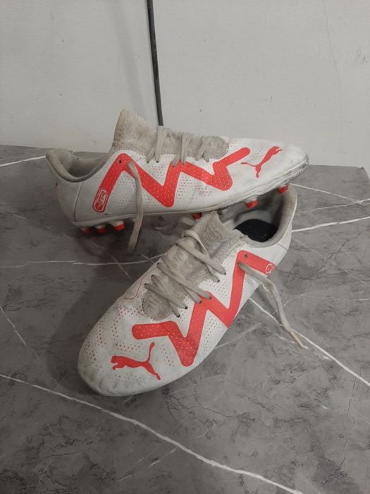 Chuteiras Puma N.38,5