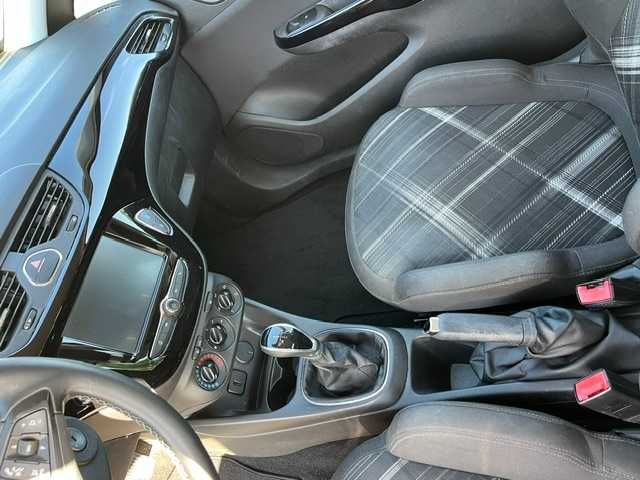 Opel Corsa — fotografia 8