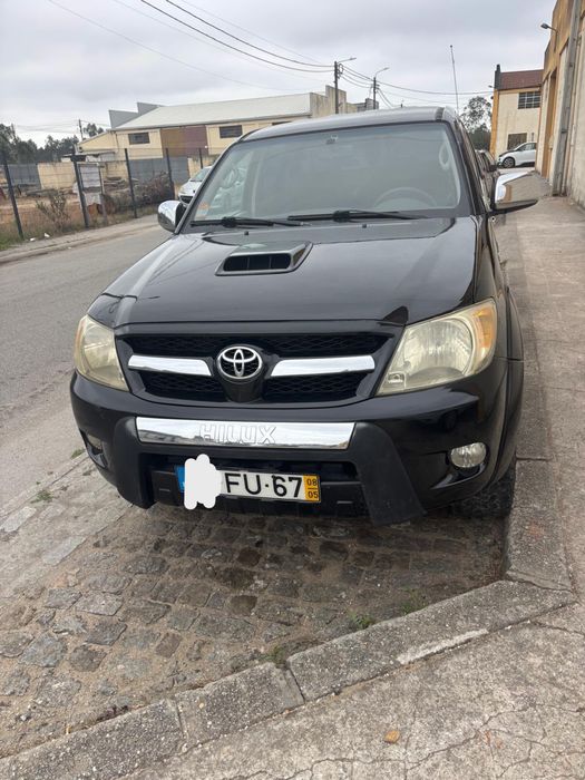 Toyota Hilux 3.0 D-4D Tracker — Double Cab 4x4