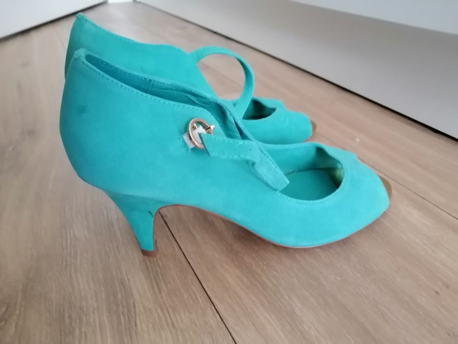 skórzane sandały na niskim obcasie,do tańca na wesele,komunię,stabilne