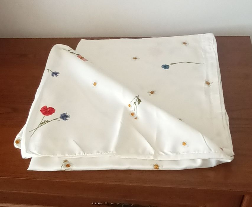 FARO. Dwustronne poszewki na poduszki 70×80