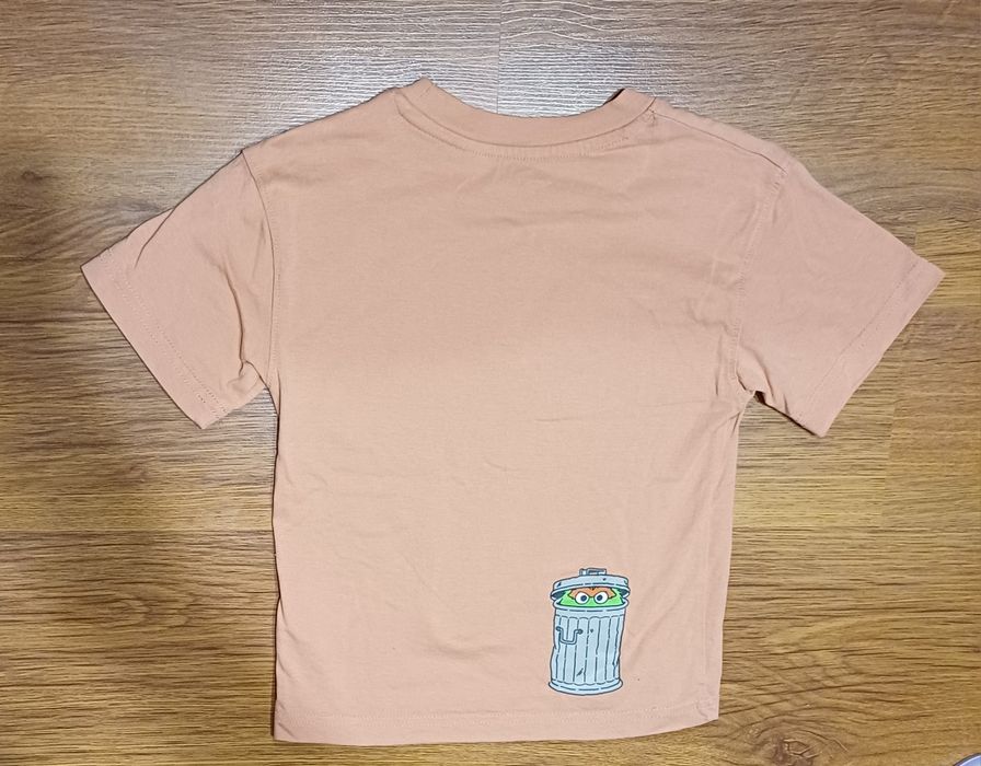 T-shirt Ulica Sezamkowa rozm. 92 cm - stan idealny
