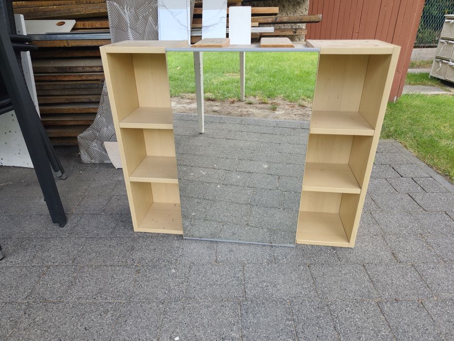 Szafka wisząca łazienkowa