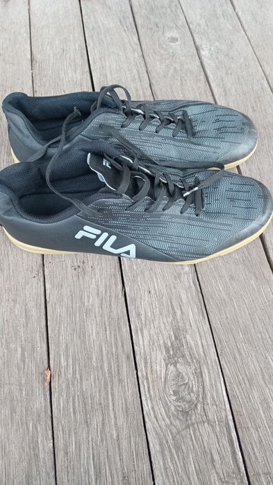 Футзалки найк, адідас, Філа.