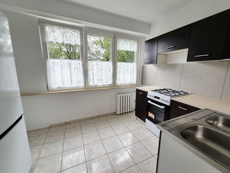 mieszkanie 3 pok Tomaszów Maz. parter  balkon ul. Mazowiecka